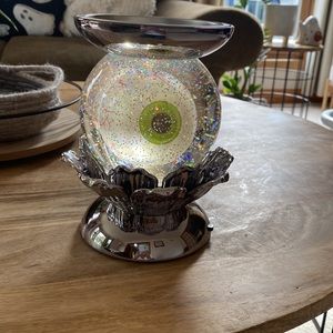 Bath and Body works Halloween eyeball 3 wick candle holder